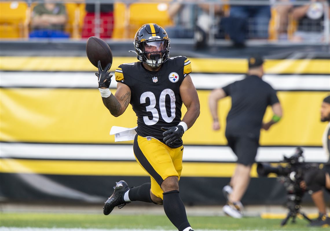 Steelers' Jaylen Warren Shares His Thoughts On Teamwork Following His